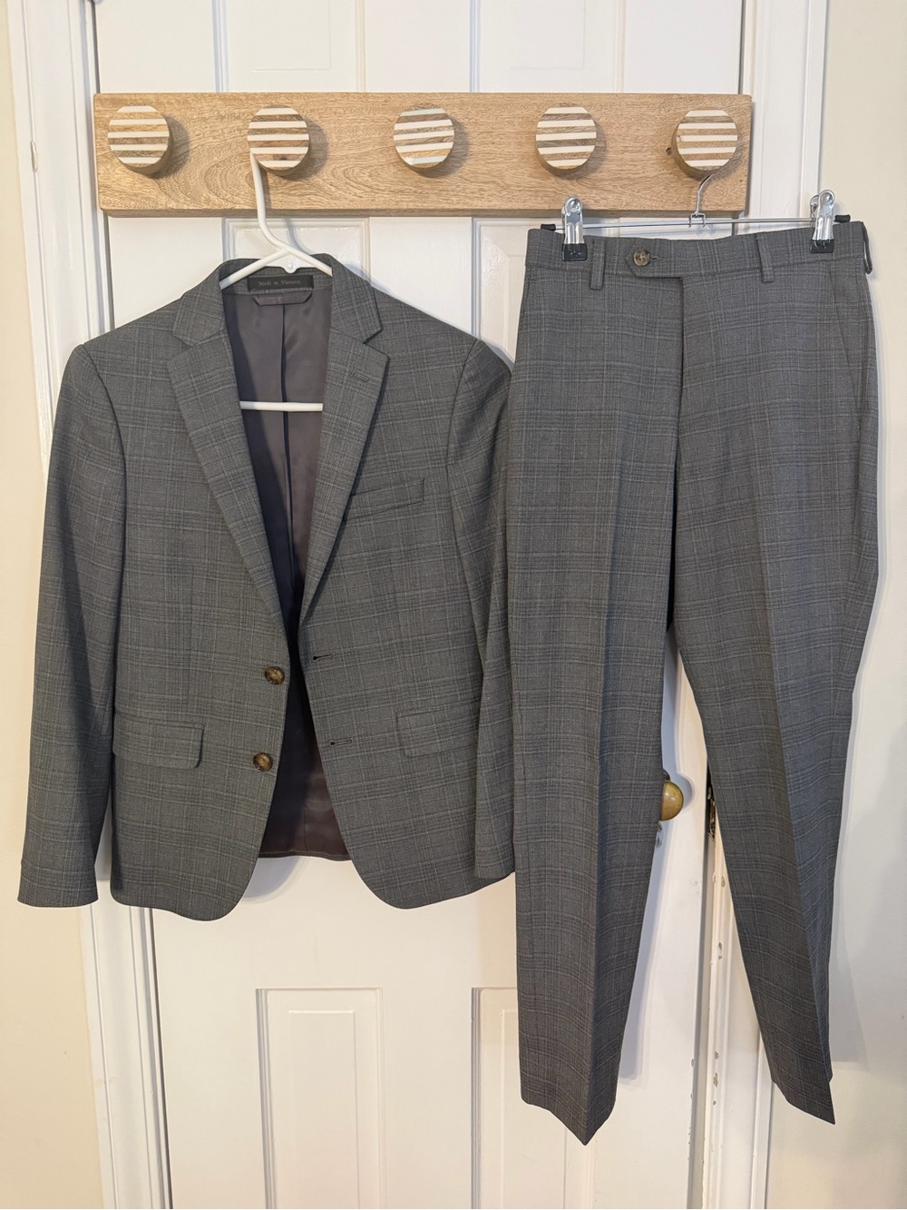 Boys Ralph Lauren Classic Gray Plaid Suit Jacket (12R) & Trousers (10R)